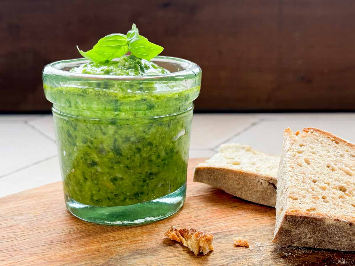 Pesto di Basilico in jar with bread